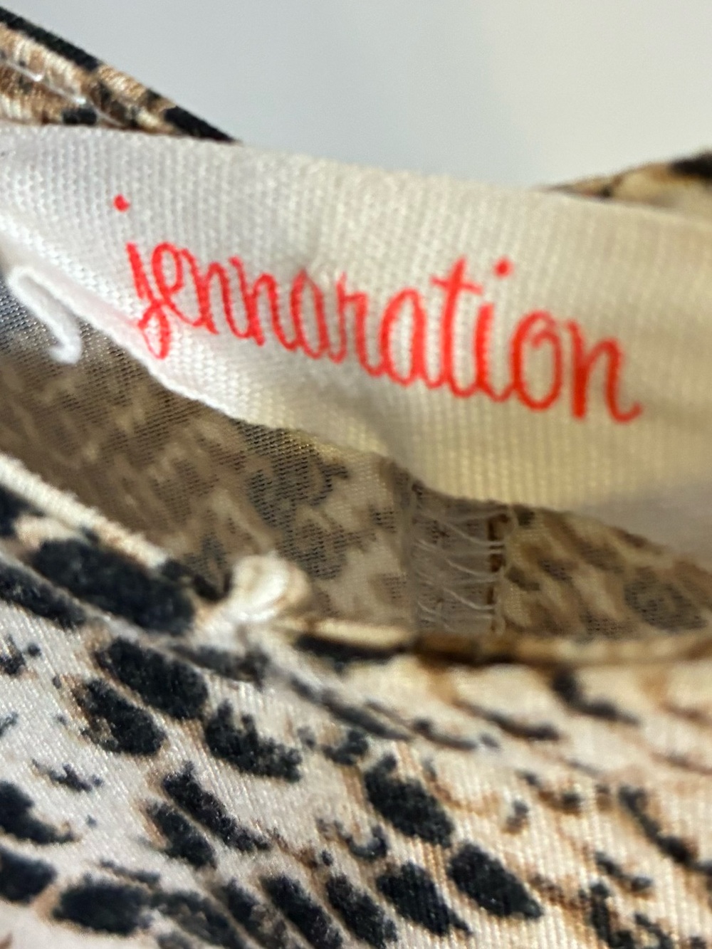Jennaration Sleeveless Snake-Print Maxi Dress Soft Knit Cream Beige Black Medium - Picture 3 of 5